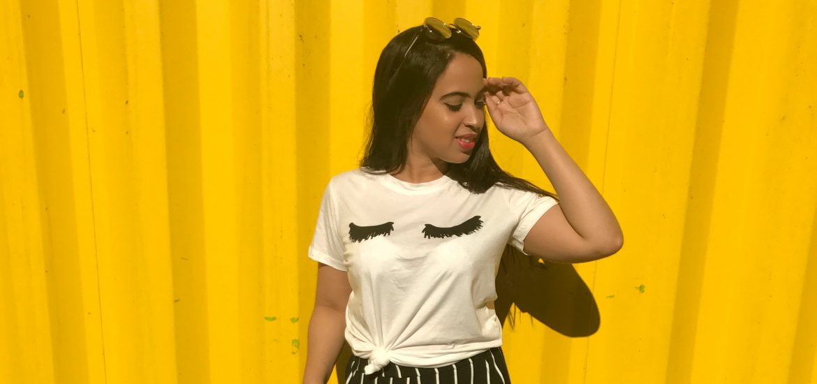 stradivarius-lashes-tee-6